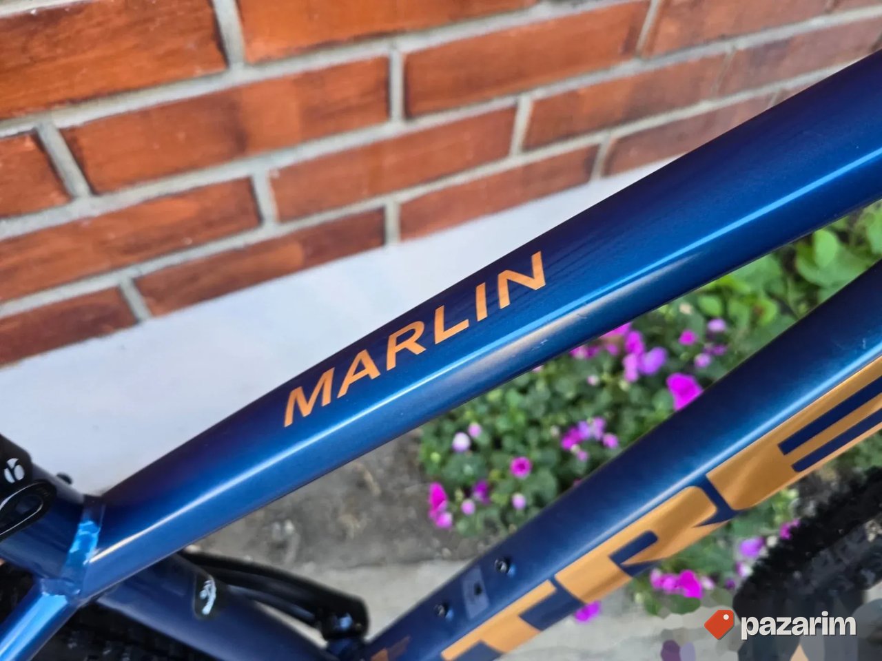 TREK najnoviji 27.5 S size 7