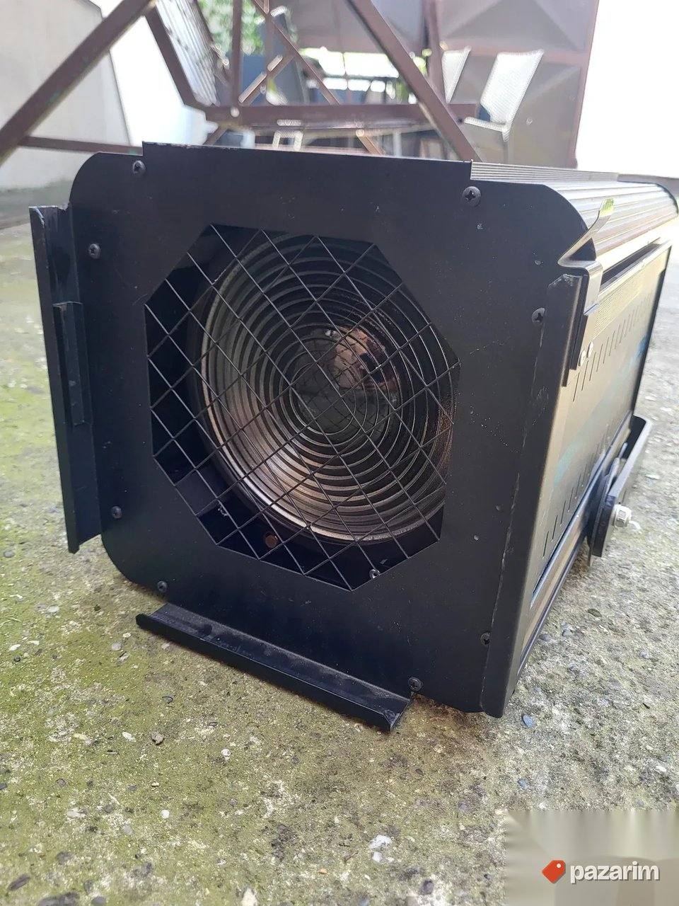 Ultralite Quadro 2000 PRO PC AL 09-68 2000w fresnel 1