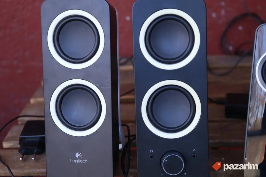 Logitech Z200 + Logitech Z320 Zvucnici 2