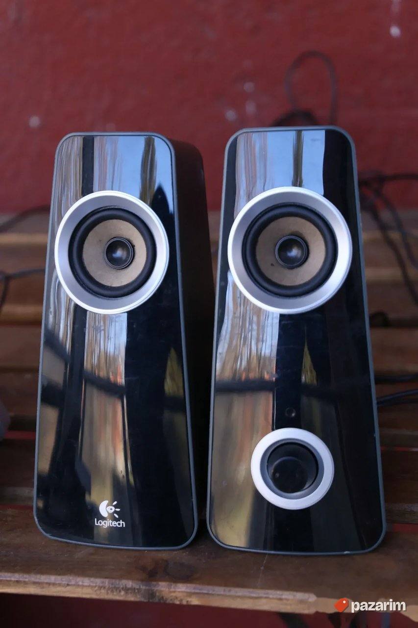 Logitech Z200 + Logitech Z320 Zvucnici 4