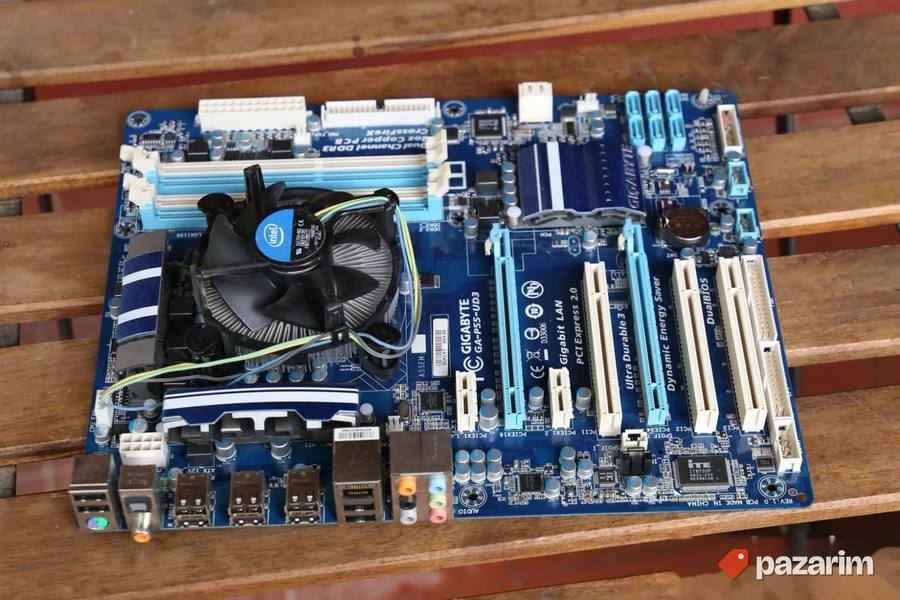 Gigabyte GA-P55-UD3 i5 750 2.67GHz DDR3 2