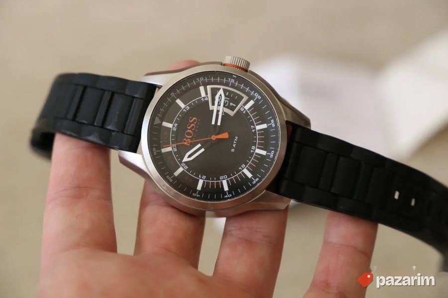 Hugo Boss Orange Hong Kong sat 8