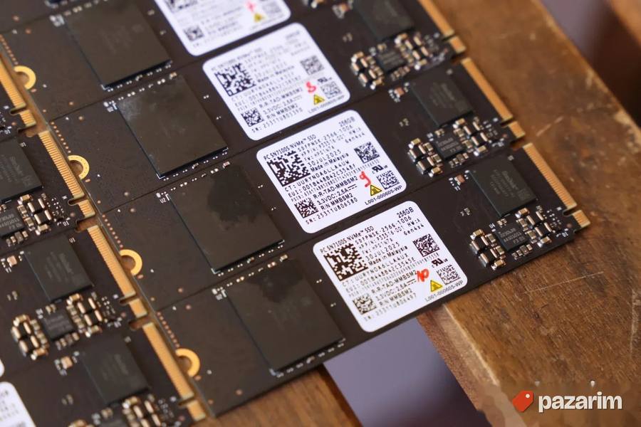 SanDisk 256GB Gen4 x4 PCI Express NVMe M.2 2280 SN7100S Novi 4