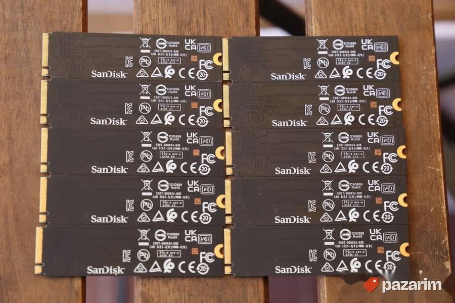 SanDisk 256GB Gen4 x4 PCI Express NVMe M.2 2280 SN7100S Novi 5