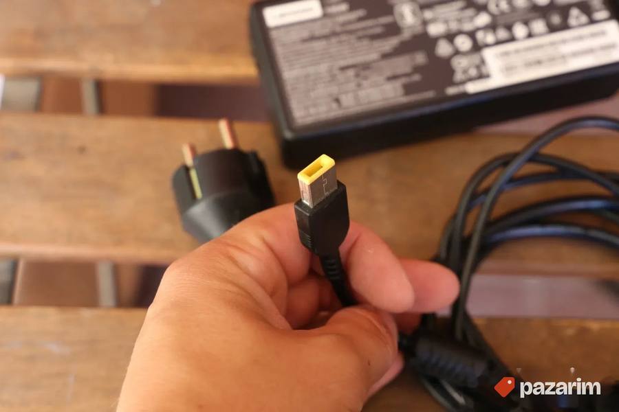 Lenovo 20v 6.75A 135w Kocka punjac 2