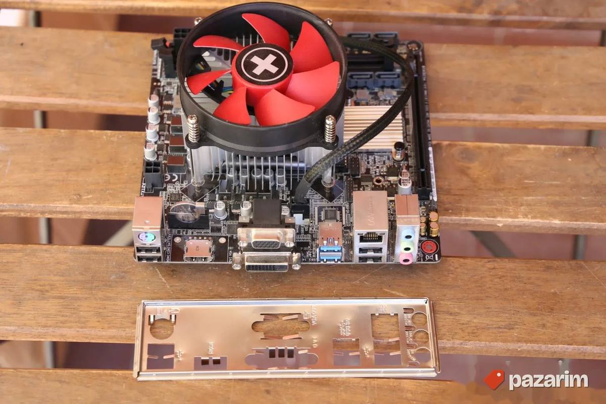 Asus H110I Plus + Intel i5 6500 3.20GHz DDR4 LGA1151 1