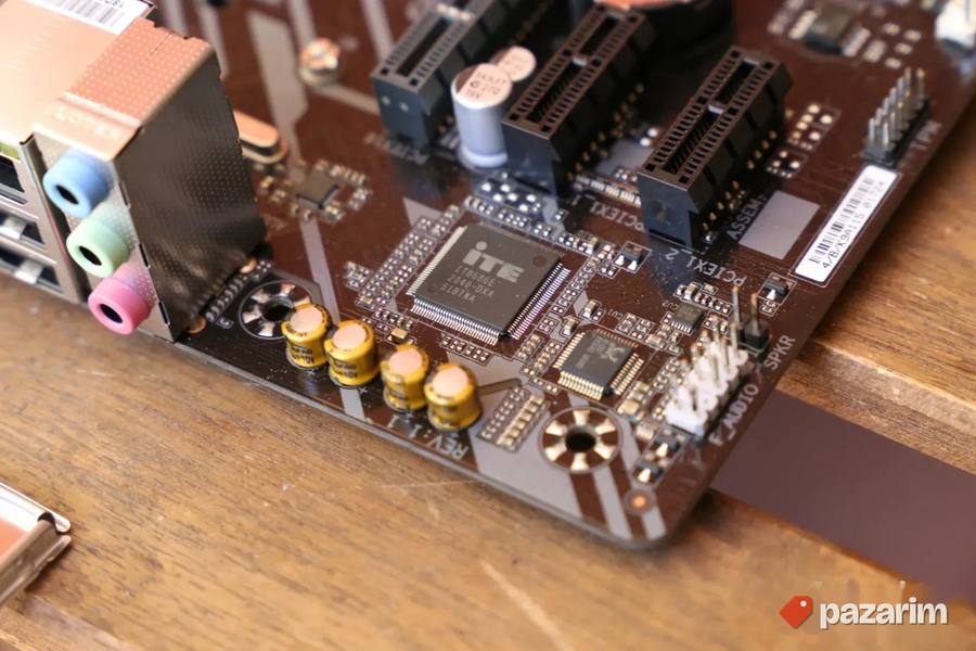 Gigabyte H310M S2H + Intel i5 9500 3.0GHz LGA 1151 DDR4 3