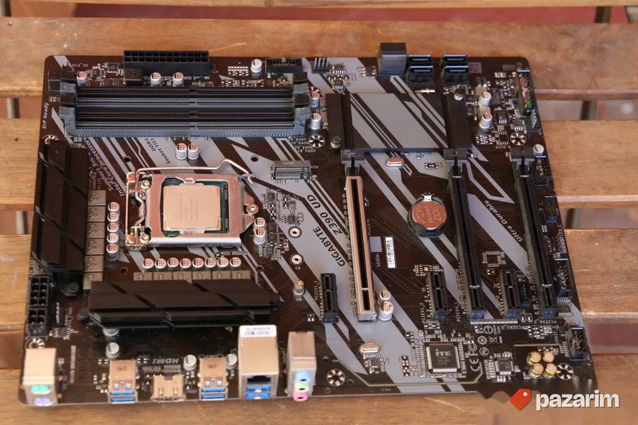 Gigabyte Z390 UD LGA 1151 + Intel i3 9100F 3.60GHz 2
