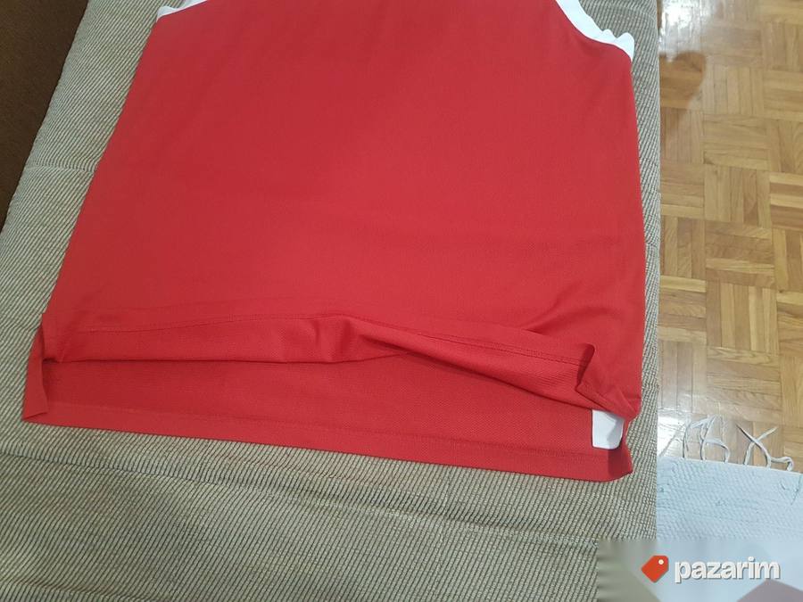 majica NIKE dryfit,XL i majica za vežbanje MYPROTEIN 6