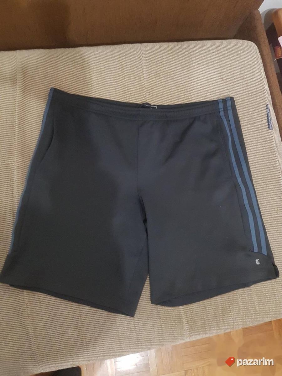 Dres košarkaški Champion +poklon Champion šorc, vel. M 8
