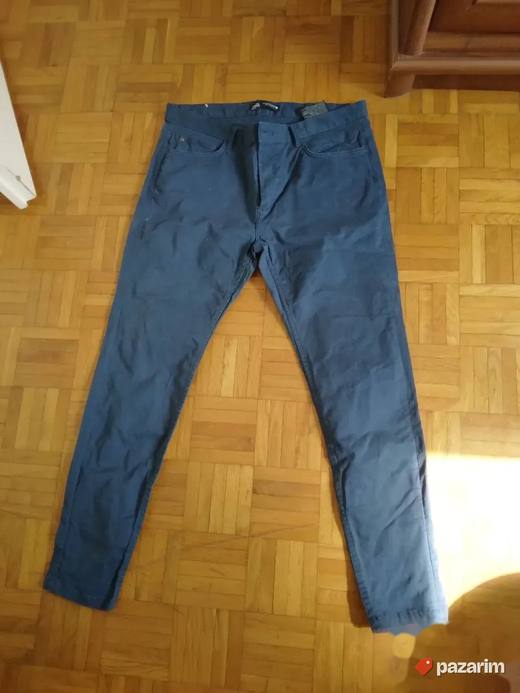 Pantalone ženske ZARA, vel. L