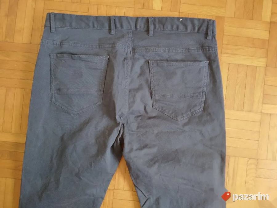 Pantalone ženske ZARA, vel. L 4