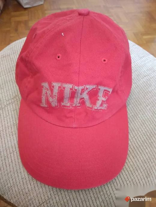 kačket NIKE, crvene boje, original