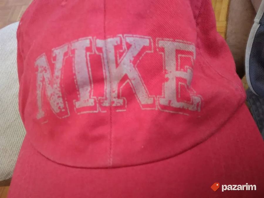 kačket NIKE, crvene boje, original 3