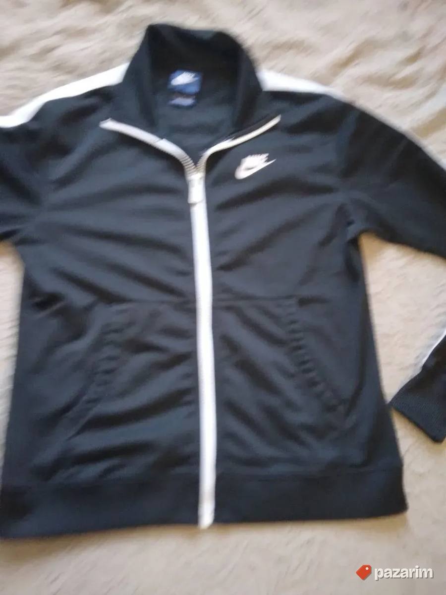Trenerka ženska NIKE gornji deo, vel.S 6