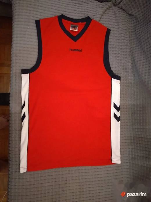 Majica hummel 10, crvena, nova, vel.L