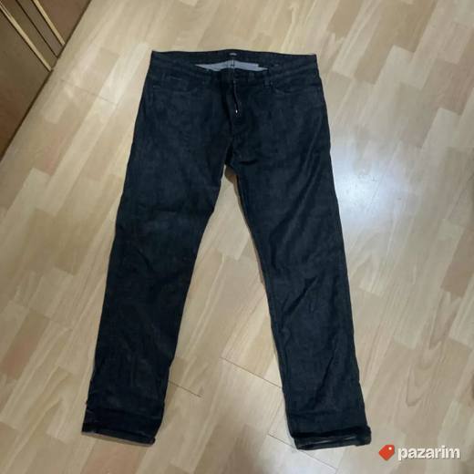 Hugo Boss muske farmerke vel L/XL