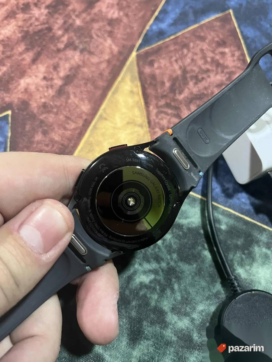Samsung Galaxy watch FE 4