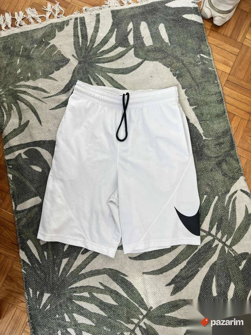 Nike Swoosh košarkaški sorc M 1