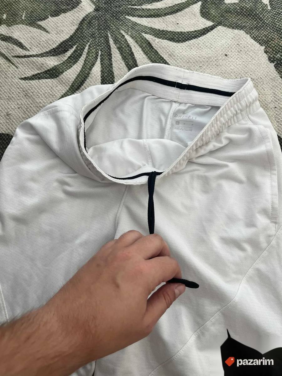 Nike Swoosh košarkaški sorc M 5