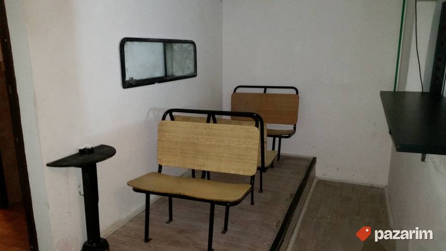 Sedista iz autobusa Gsp-a restaurirano za kafice i kafane 6
