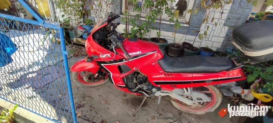 Kawasaki gpx 750 r 7
