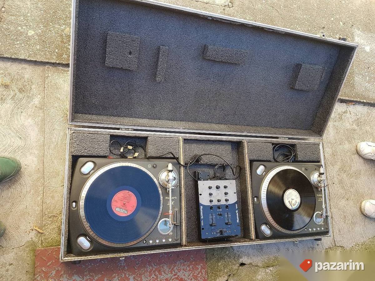 Gramofon Numark ttx sa koferom 1
