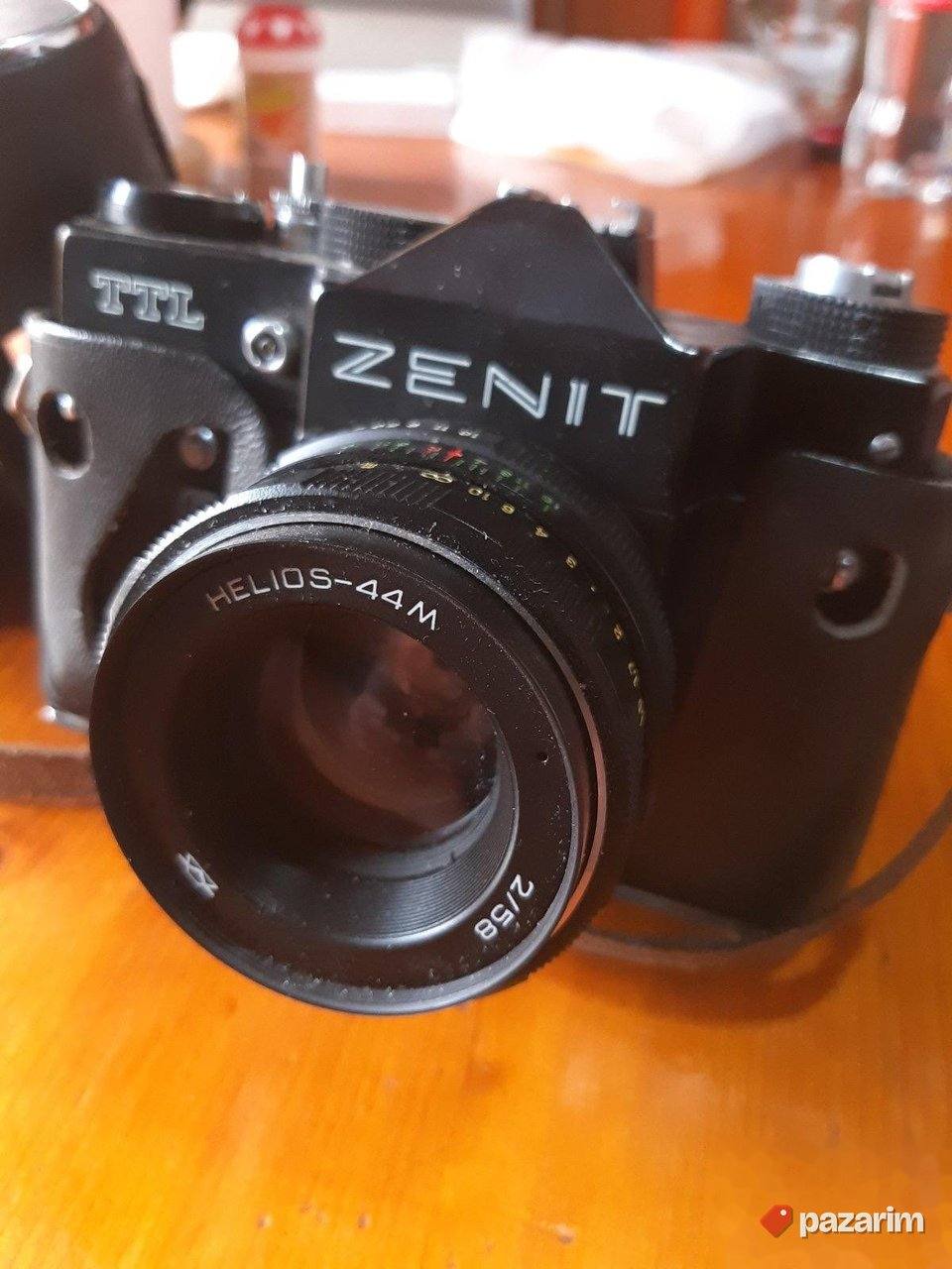 Fotoaparat zenit TTL 1