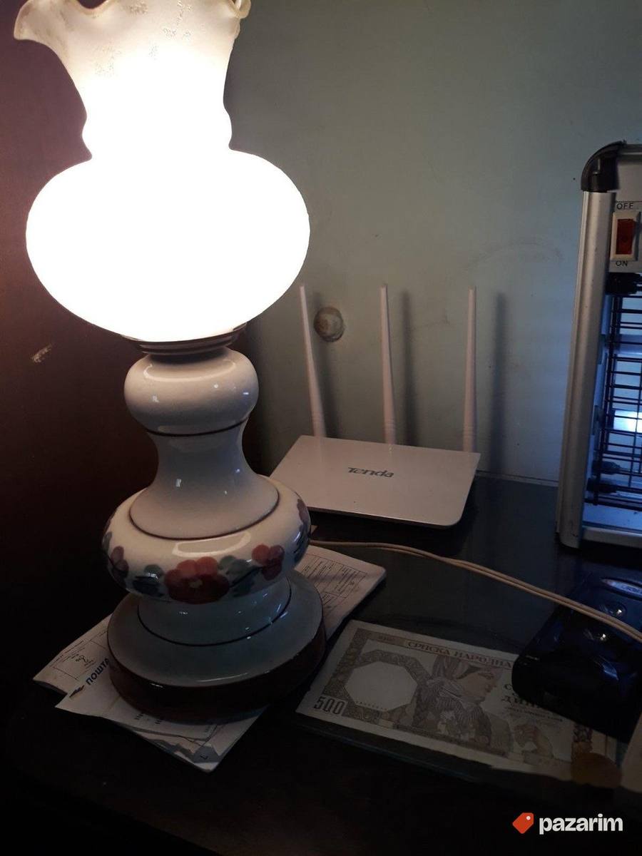 Stara stolna lampa 4