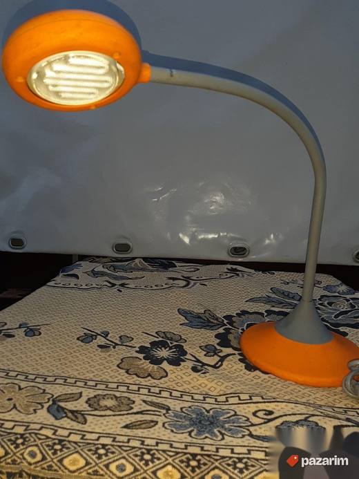 Stolna lampa