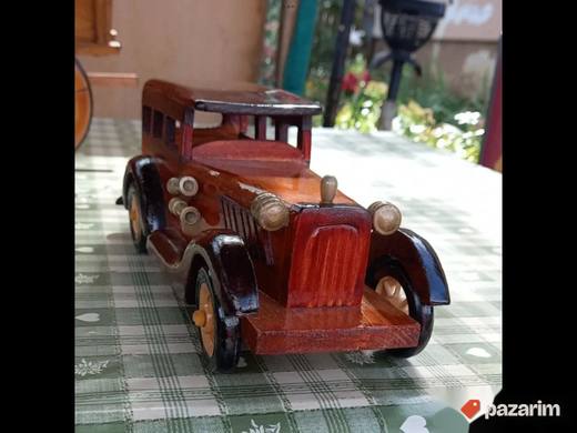 Stari auto, maketa