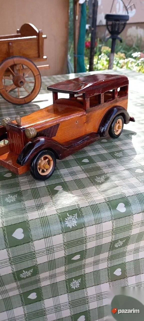 Stari auto, maketa 2