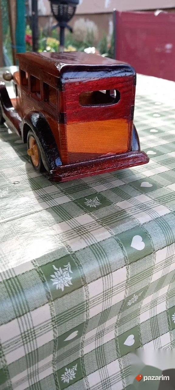 Stari auto, maketa 3