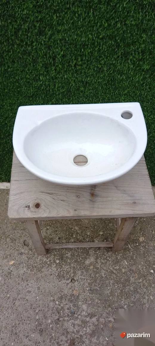 lavabo pikolo
