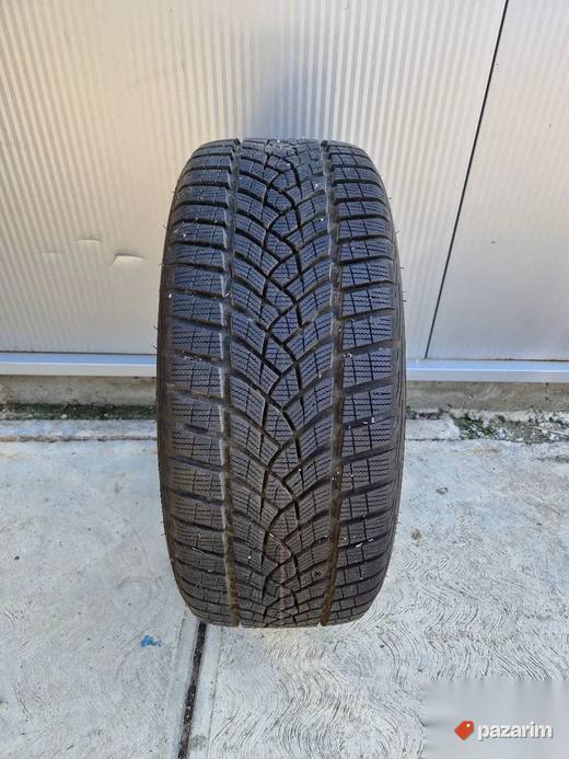 POLOVNA Goodyear Runflat zimska guma 225/45 R18