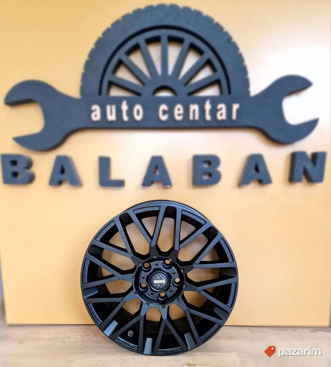 NOVE Alu felne 17" 5x114.3 MOMO REVENGE MATT BLACK 1