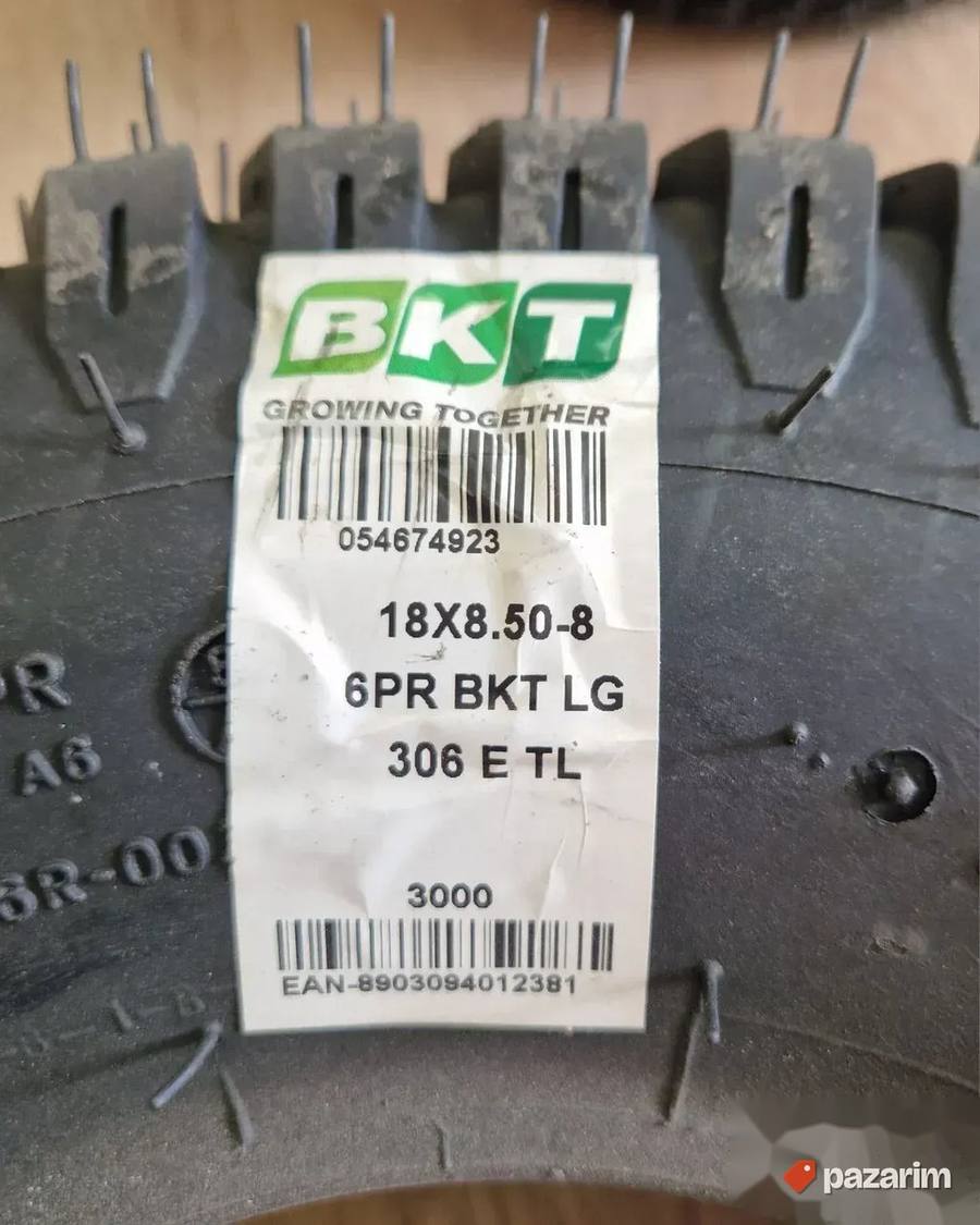NOVE BKT gume 18x8.5-8 2