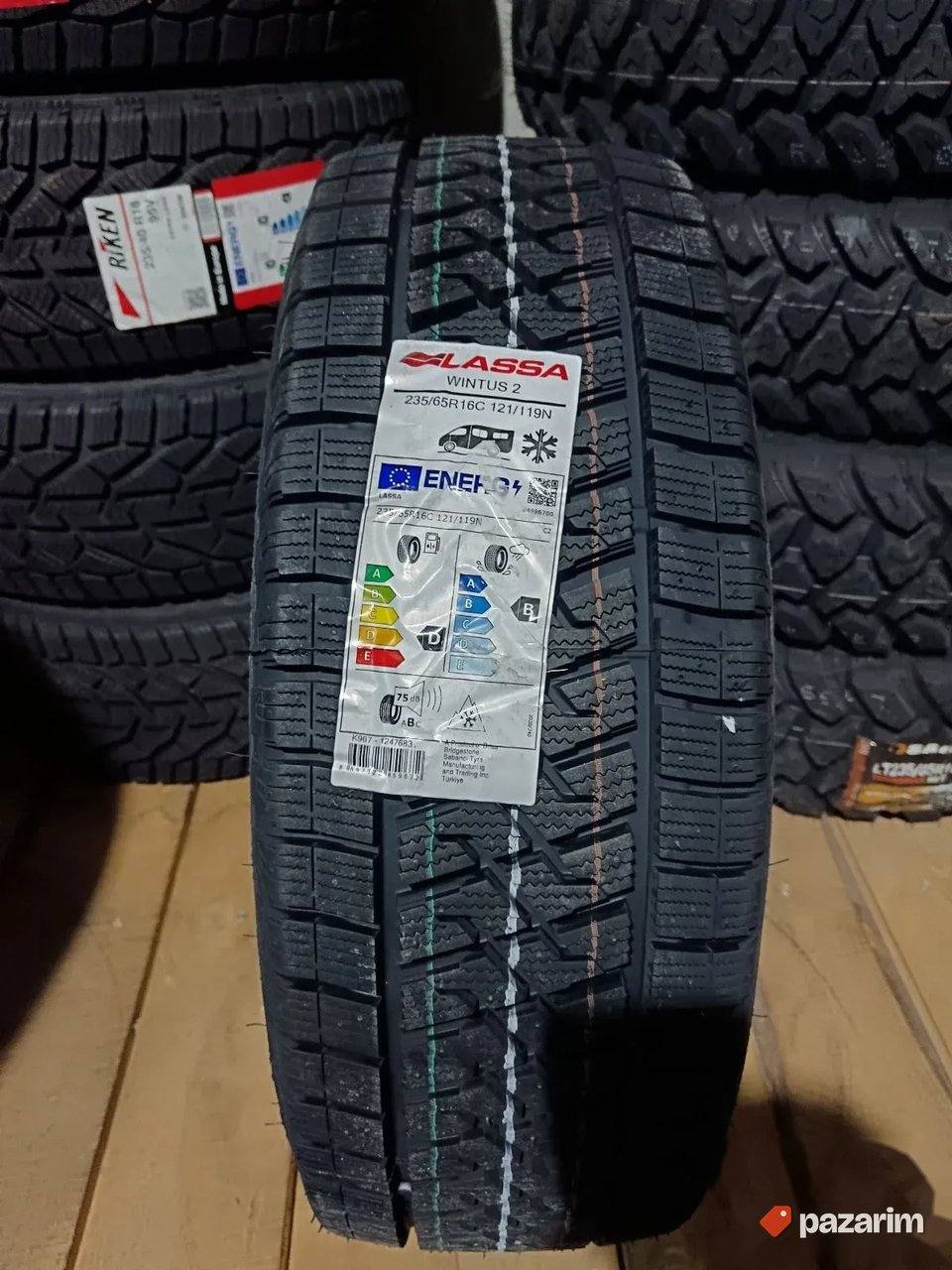 NOVE Lassa zimske gume 235/65 R16C 1