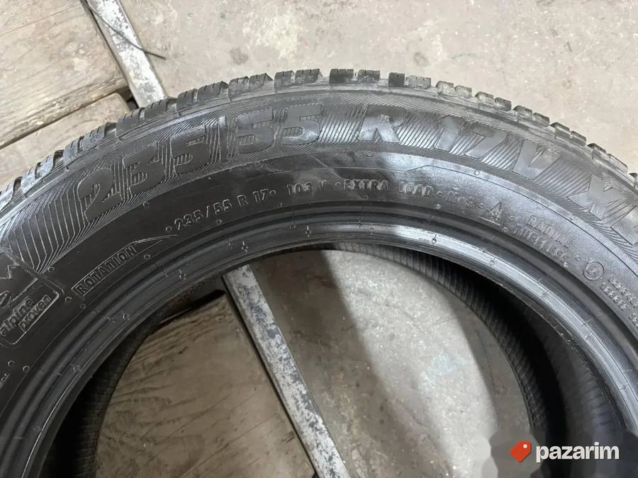 POLOVNE Semperit zimske gume 235/55 R17 4