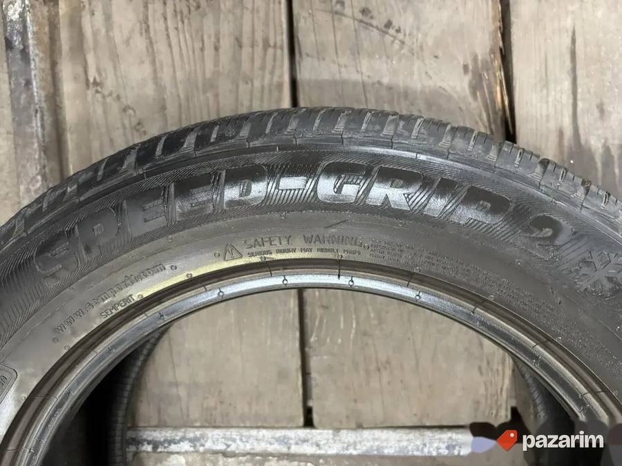 POLOVNE Semperit zimske gume 235/55 R17 6