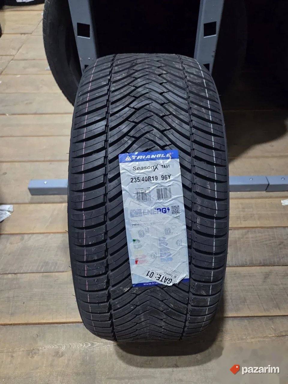 NOVE Triangle All Season gume 235/40 R19 1