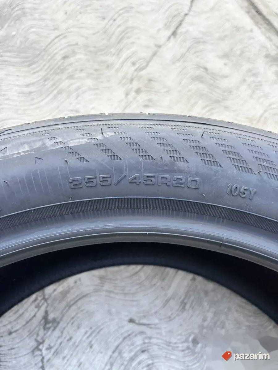 NOVE Goodyear letnje gume 285/40 R20 i 255/45 R20 2
