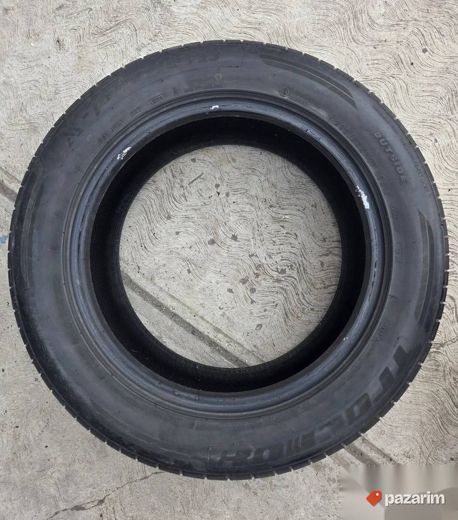 POLOVNE Tracmax letnje gume 235/55 R17 4