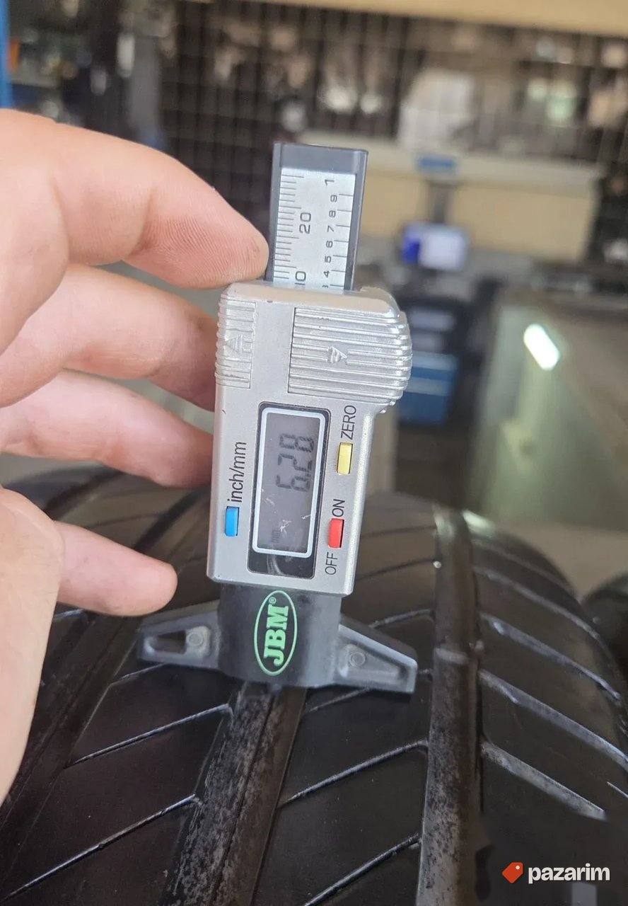 POLOVNE Kleber letnje gume 235/55 R19 3