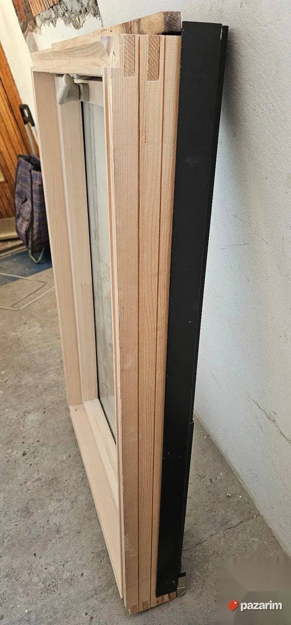 krovni prozor 118 x 78 cm NOVO! opis 2