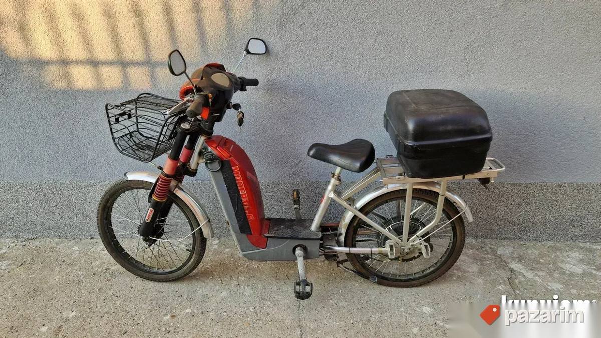 Električni Bicikl - Motor Nove Baterije! 30-50 km! 1