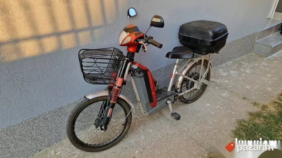 Električni Bicikl - Motor Nove Baterije! 30-50 km! 5