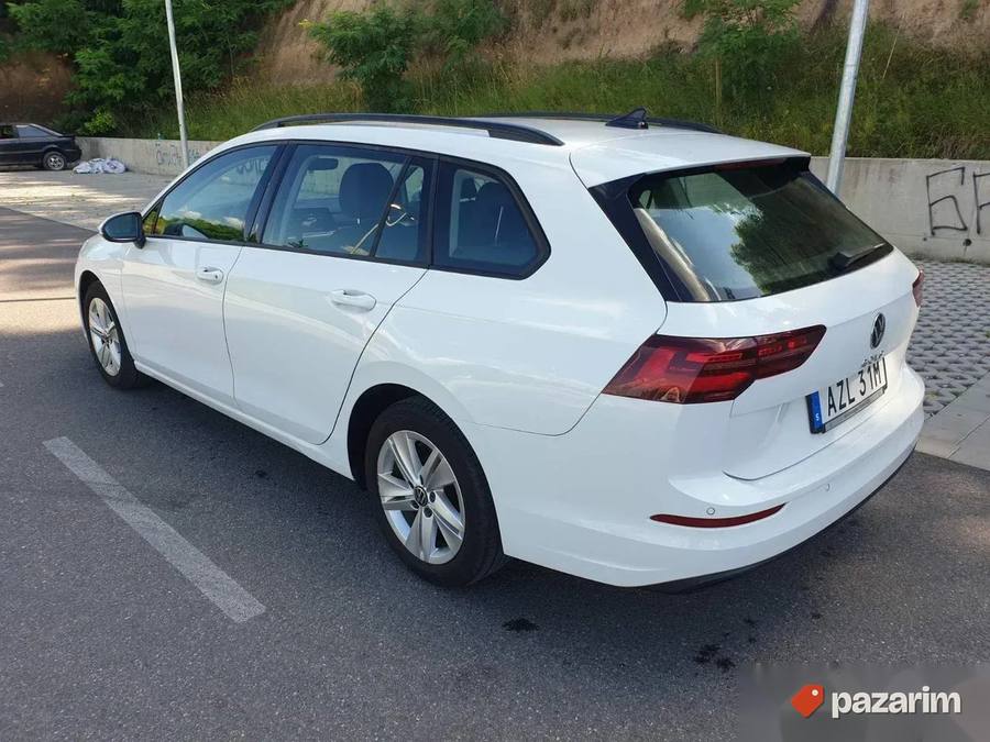 Volkswagen Golf 8 1.5 TGI 3