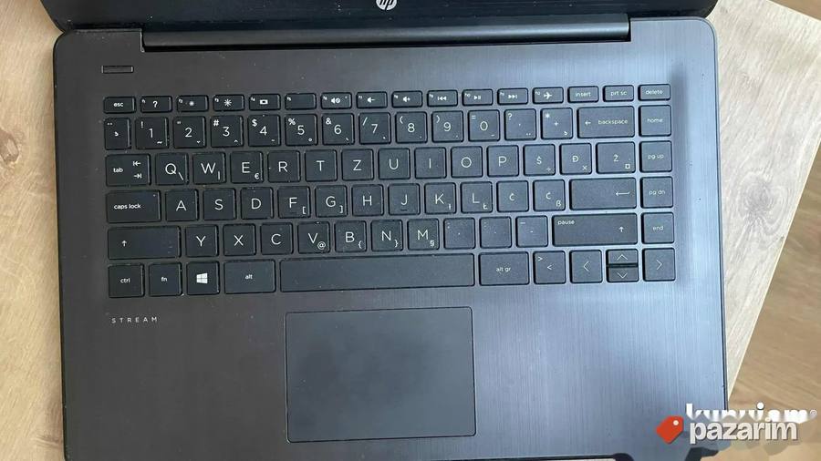 Laptop HP 14 AMD A4 4 GB ram Radeon R3 4