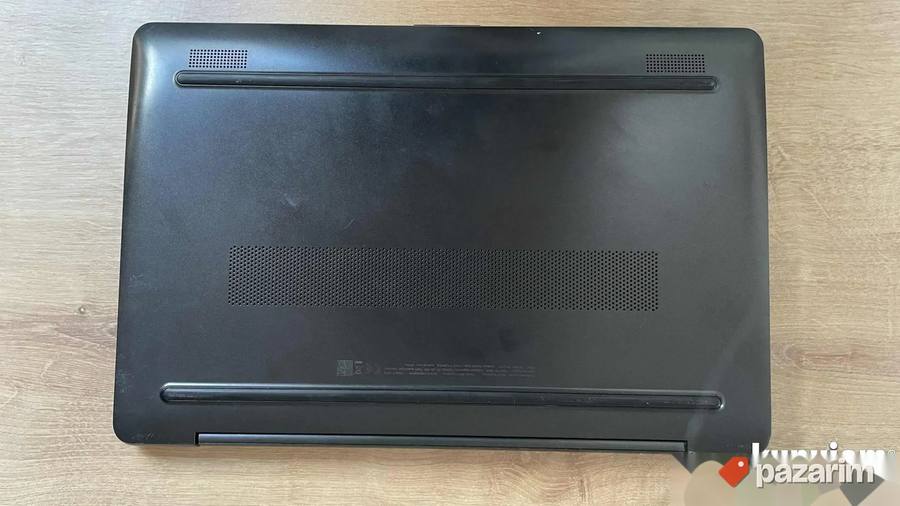 Laptop HP 14 AMD A4 4 GB ram Radeon R3 5